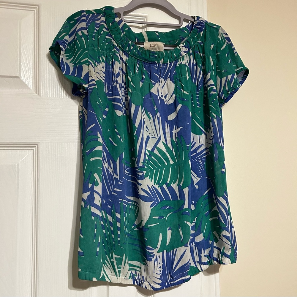 LOFT Women’s Blouse Short Sleeve Round Neck Small‎ Green Blue White